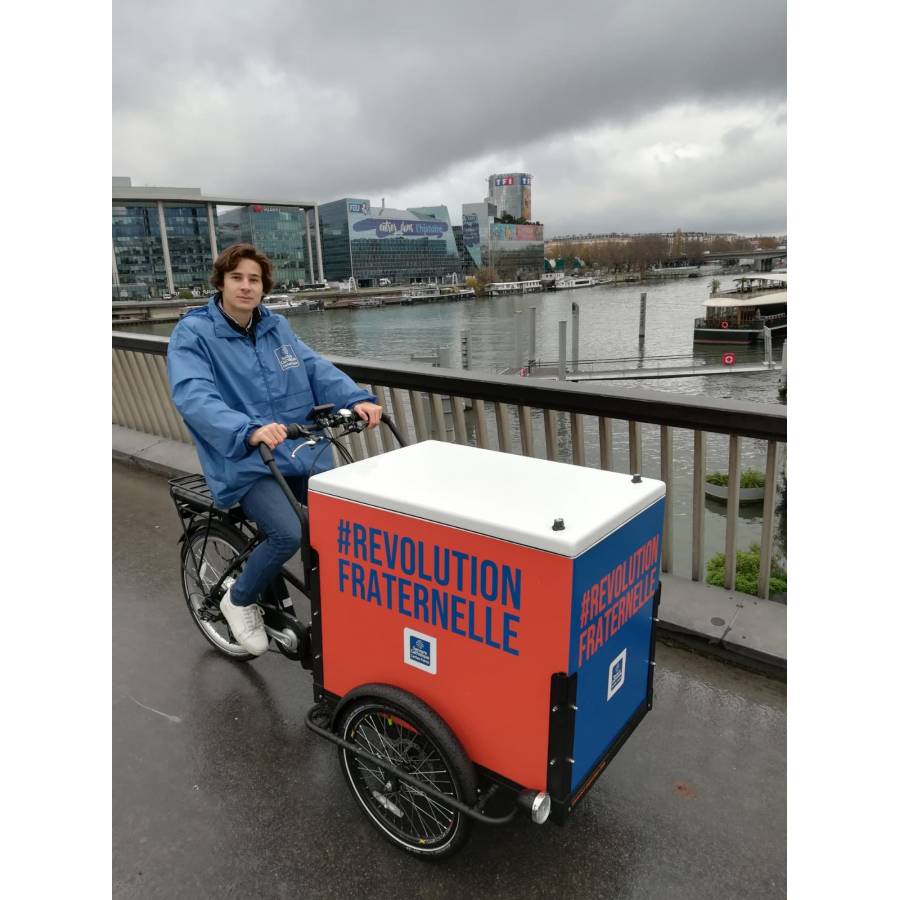 Vélo cargo triporteur professionel